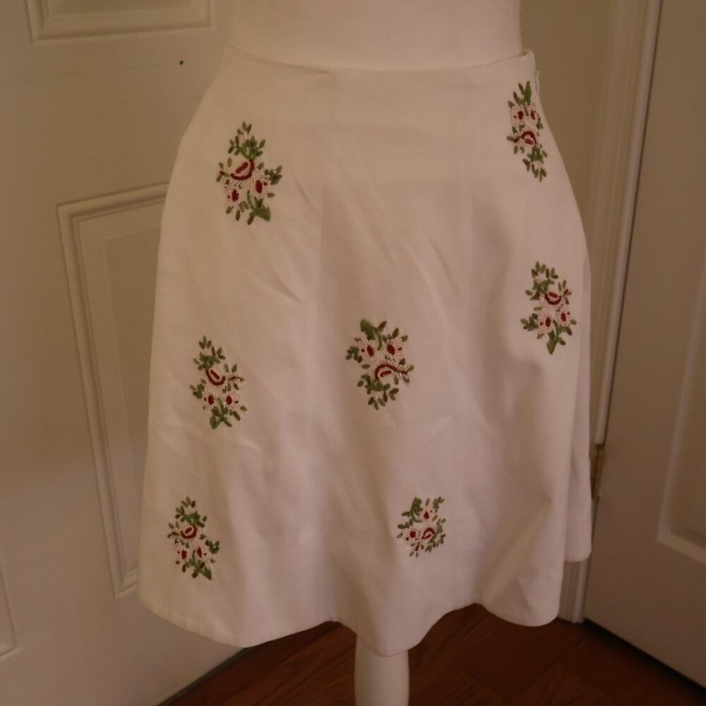 Club Monaco Embroidered Skirt